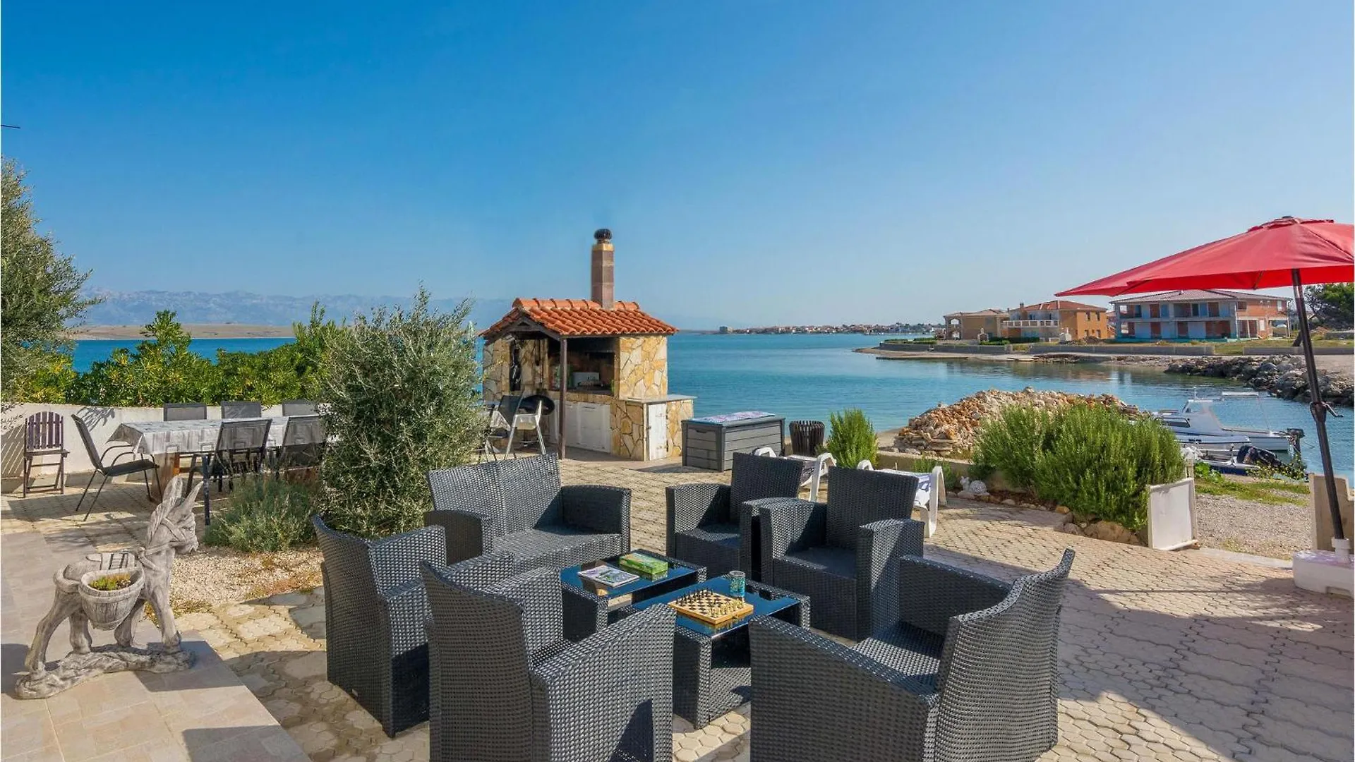 Gorgeous Apartment In Vir With House Sea View